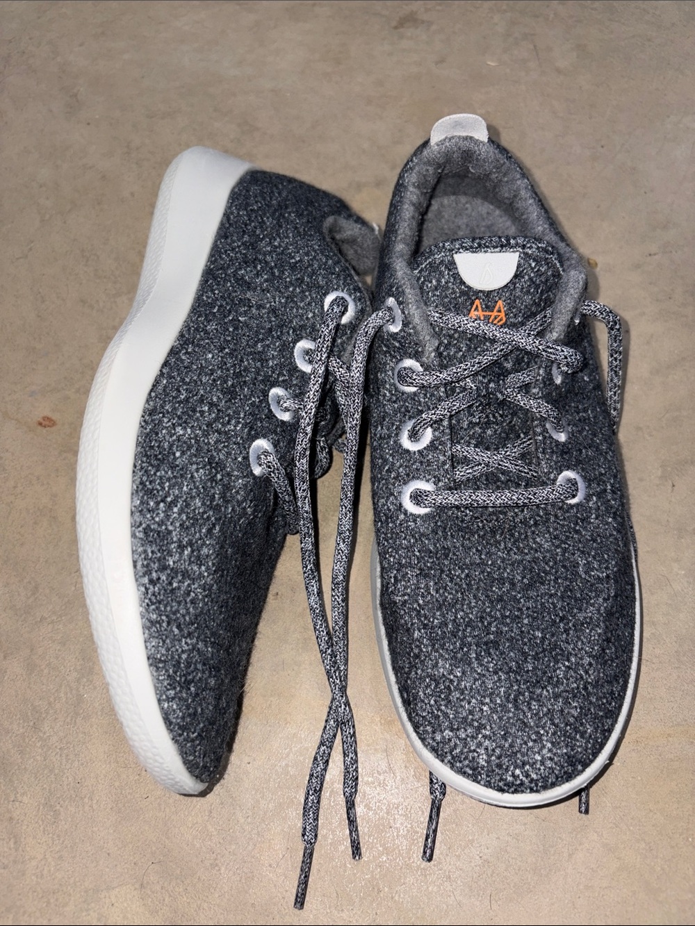 allbirds Wool Runners - Charcoal Gray with White Sole
